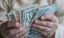 Emeklilerin gözü bu haberde: Milyonları ilgilendiren emekli maaş düzenlemesi yolda