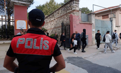 Eskişehir'de okul çevrelerinde 42 şahıs sorgulandı