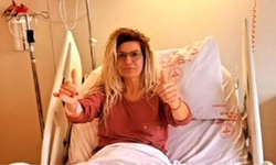Şarkıcı Mehtap Yılmaz felç olarak girdiği hastaneden yürüyerek çıktı