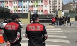 Eskişehir'de polis ekiplerinden okul çevrelerine sıkı denetim: 1 çocuk koruma altına alındı