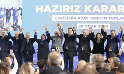 Ticaret Bakanı Ömer Bolat, Cumhur İttifakı’nın Eskişehir adayları tebrik etti