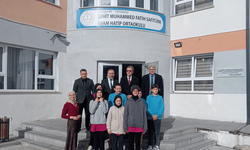 Kaymakam Yücel, Fatih Safitürk İmam Hatip Ortaokulu'nu ziyaret etti