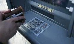 Banka ATM'lerinde flaş değişim: Para yatırmaya gidenler ne yapacağını şaşırdı