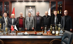 Pir Ahmet Efendi Derneği Başkan Ataç'ı ziyaret etti