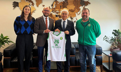 Peyman Spor Kulübünden Rektör Özcan’a ziyaret