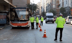 Eskişehir'de sürücüler polis ekipleri tarafından bilinçlendirildi