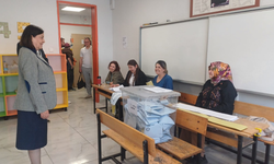 CHP Milletvekili Süllü okulları ziyaret etti
