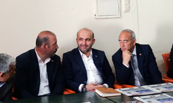 Gürhan Albayrak'tan Seyitgazi Seçim Koordinasyon Merkezi'ne ziyaret