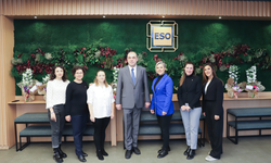 Kesikbaş ESO’nun kadın personellerinin gününü kutladı
