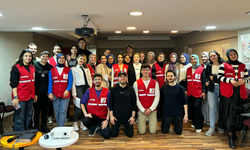 Genç Kızılay Mehmet Akif Ersoy'u anma programında gönüllülerle buluştu