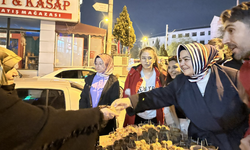 Ayşen Gürcan Çamlıca'da vatandaşlarla buluştu