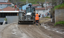 Mihalgazi Belediyesi'nde asfalt çalışma devam ediyor