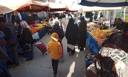 Eskişehir'de semt pazarlarında Ramazan yoğunluğu