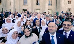 AK Parti Eskişehir İl Kadın Kolları Başkanı: "Cumhurbaşkanımızı selamladık"