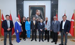 Kırım Tatarları Onursal Lideri Vali Aksoy'a ziyaret