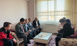 Gürhan Albayrak'tan şehit  ailesine ziyaret