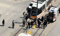 Eskişehir'de facia ucuz atlatıldı: Tramvay seferleri aksadı
