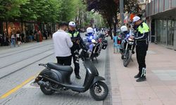 Eskişehir'de motosiklet sürücülerine denetim: 63 sürücüye ceza