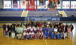 Odunpazarı Belediyesi, 19 Mayıs Spor Şenliği ile genç basketbolcuları buluşturdu