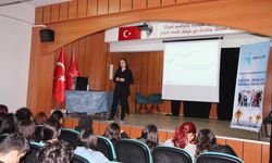 “Meslek Seçiminin Önemi ve Geleceğin Meslekleri” konulu seminer verildi