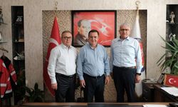 Nadir Küpeli Mahmudiye Belediye Başkanı İshak Gündoğan’ı makamında ziyaret etti