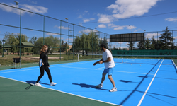 Batıkent açık tenis kortlarında eğitimler başladı