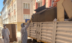 Eskişehir'de çöp ev skandalı: Eve giren ekipler gördüklerine inanamadı