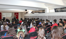 'Meslek Seçiminin Önemi ve Geleceğin Meslekleri' konulu seminer düzenlendi