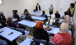 Şirintepe'de kadınlara hizmet tanıtım toplantısı