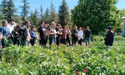 Öğrencilerden Eskişehir Geçit Kuşağı Tarımsal Araştırma Enstitüsüne ziyaret