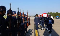 Şehit pilotlar törenle memleketlerine uğurlandı