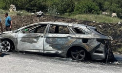 Eskişehir'de seyir halindeyken yanan araç kullanılamaz hale geldi