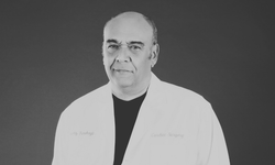Tıp dünyasının acı kaybı: Prof. Dr. Yavuz Yörükoğlu vefat etti