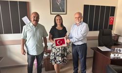 MHP Eskişehir'den Emel Özgüç'e ziyaret