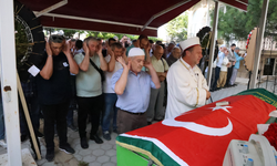 Eskişehir'de cinayete kurban giden Prof. Dr. Karasu, son yolculuğuna uğurlandı