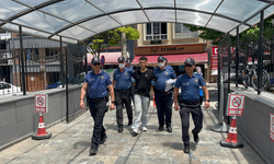 Eskişehir'de polis ekiplerine zor anlar yaşatan şüpheli adliyeye sevk edildi