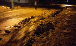 Eskişehir'de sağanak yağış: Yolları ve evleri su bastı