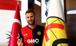 Eskişehirspor’da beklenen imza atıldı