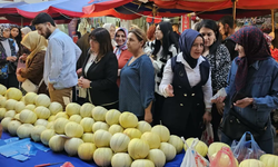 Lale Yıldıran Şahin esnafla buluştu