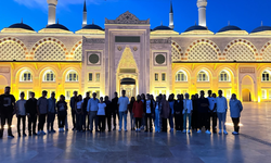 Mahmudiye'de lise öğrencilerine İstanbul gezisi