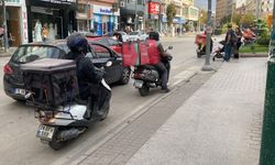 "Motosiklet sürücüleri trafik levhalarını okuyamıyorlar"