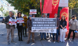 Eskişehir İl Sağlık Müdürlüğü önünde Yenidoğan Çetesi protestosu