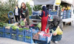 Eskişehir'in göbeğinde alışveriş çilesi: "Ekmekçi gelmezse ekmek bile alamıyoruz"