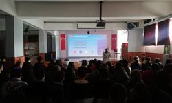 Teknolojiyi bilinçli kullanma seminerleri devam ediyor