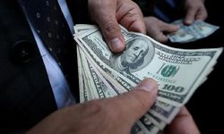 Dev banka kötü haberi duyurdu: Türkiye'de dolar 2025 bitmeden bu rakamı görecek
