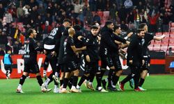 Eskişehirspor zirvede tek başına