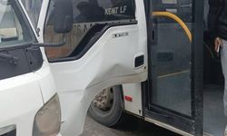 Eskişehir'de belediye otobüsü ve kamyonet çarpıştı