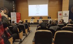 "Türkiye'nin Sivil Anayasa Yolculuğu" projesi kapsamında konferans verildi