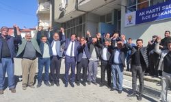 Yeniden Refah Partisinden istifa edip AK Parti'ye katıldılar