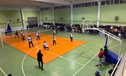 Beylikova’da Kurumlar Arası Voleybol karşılaşmaları bitti, gözler finale çevrildi